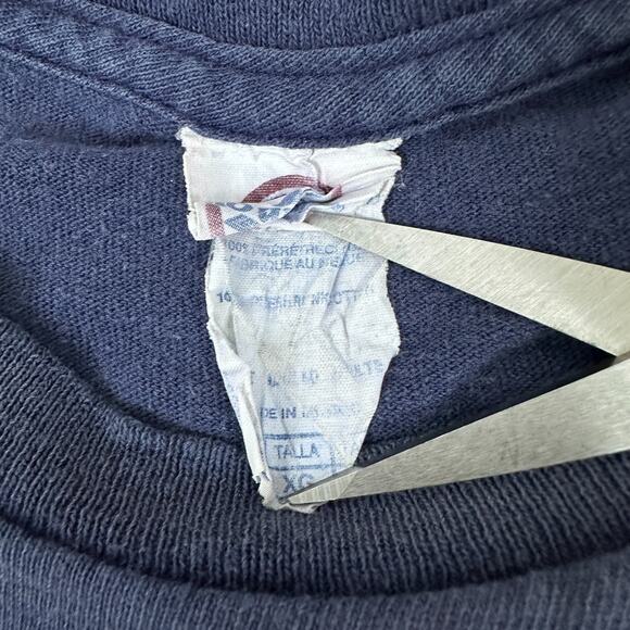 Boston Red Sox Shirt Mens XL Blue Red 2013 World Series Champions Majestic FLAW - Picture 9 of 13